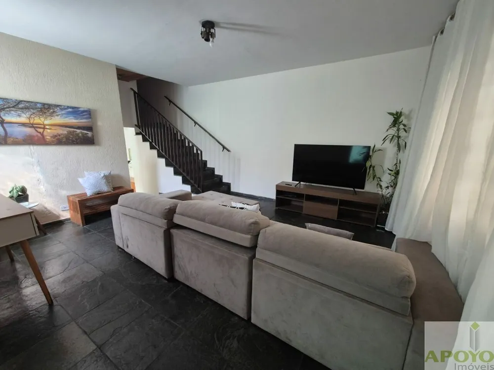 Casa, 3 quartos, 216 m² - Foto 2