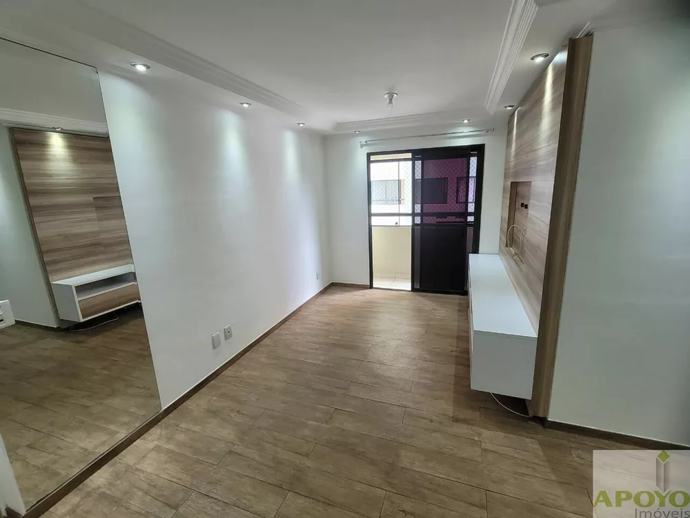 Apartamento à venda com 3 quartos, 65m² - Foto 3