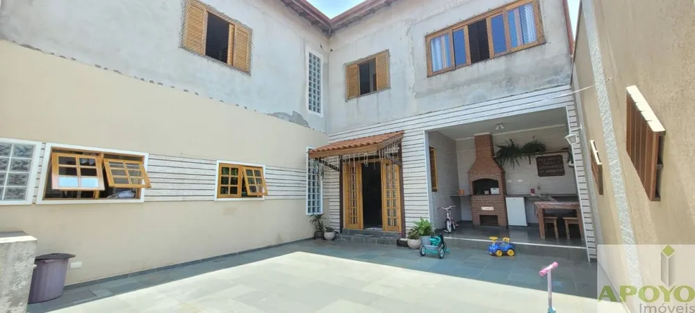 Casa, 3 quartos, 210 m² - Foto 6