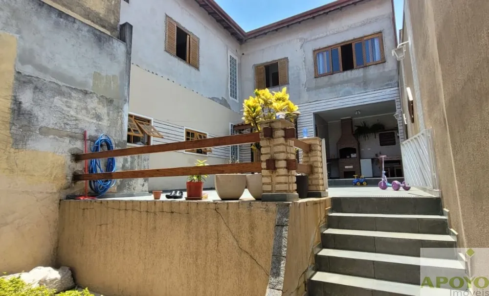 Casa, 3 quartos, 210 m² - Foto 3