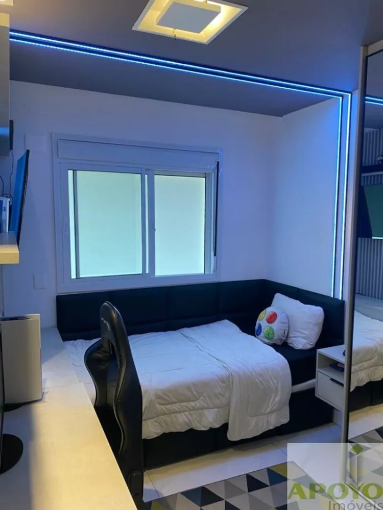 Apartamento, 3 quartos, 140 m² - Foto 1
