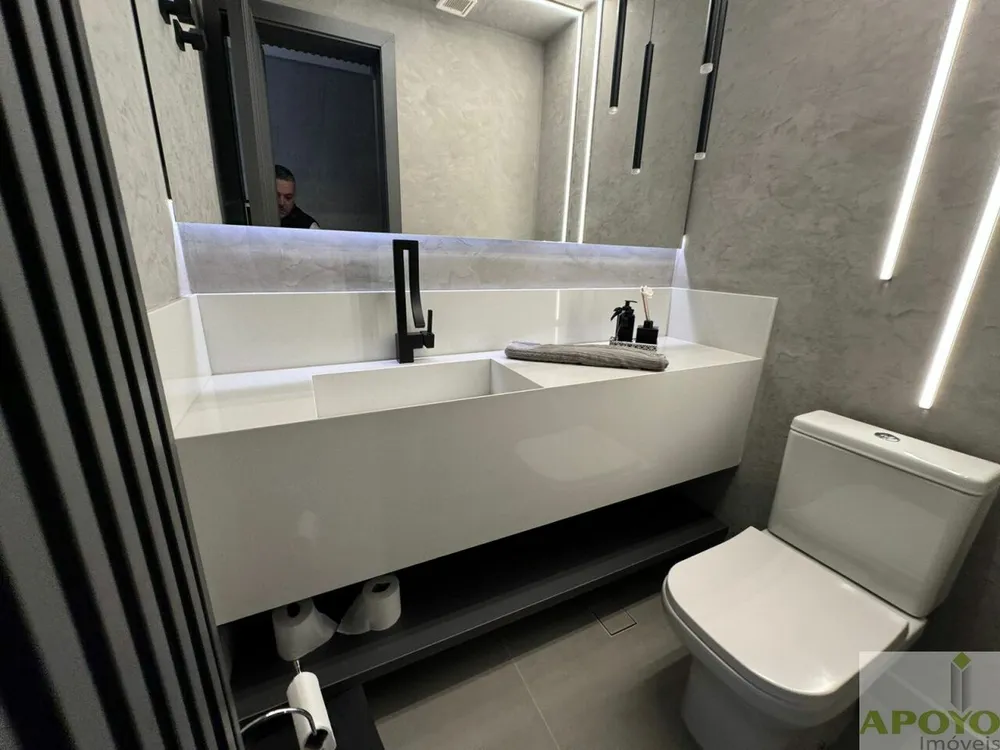 Apartamento, 3 quartos, 200 m² - Foto 2