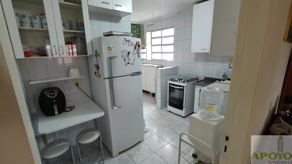 Apartamento à venda com 2 quartos, 74m² - Foto 4