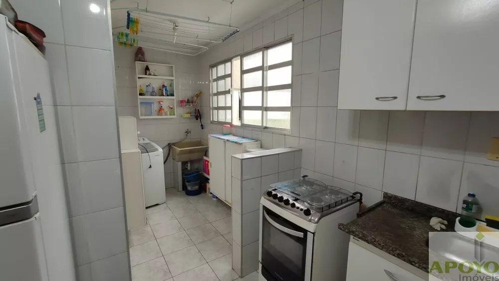 Apartamento à venda com 2 quartos, 74m² - Foto 3