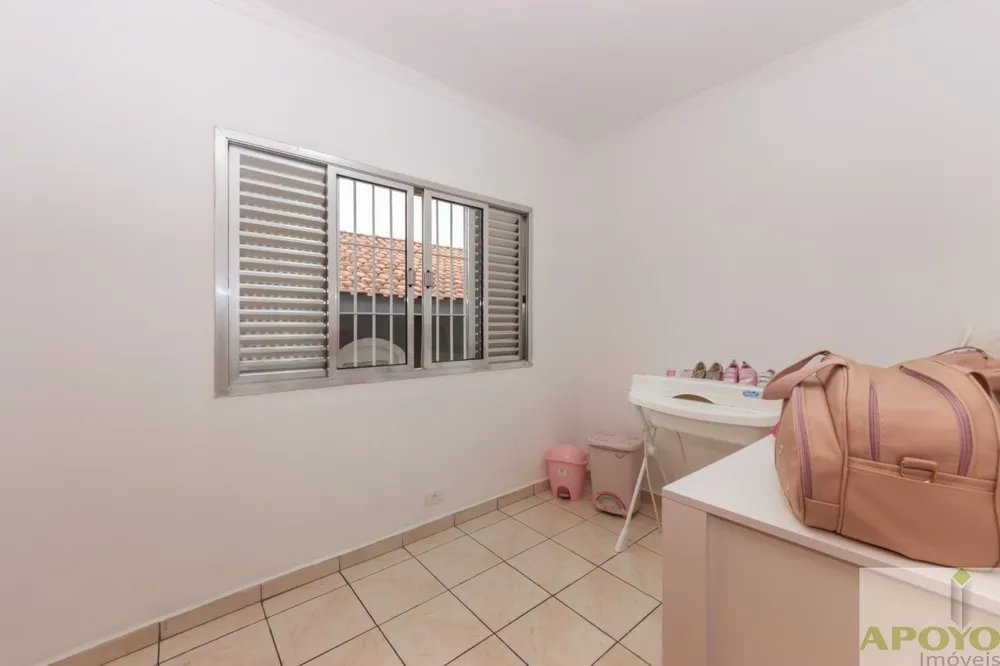 Casa, 3 quartos, 220 m² - Foto 2