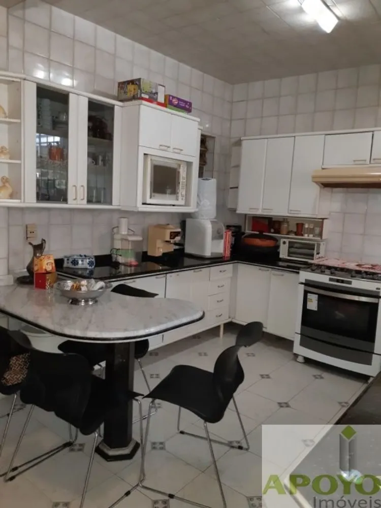 Casa, 4 quartos, 250 m² - Foto 5
