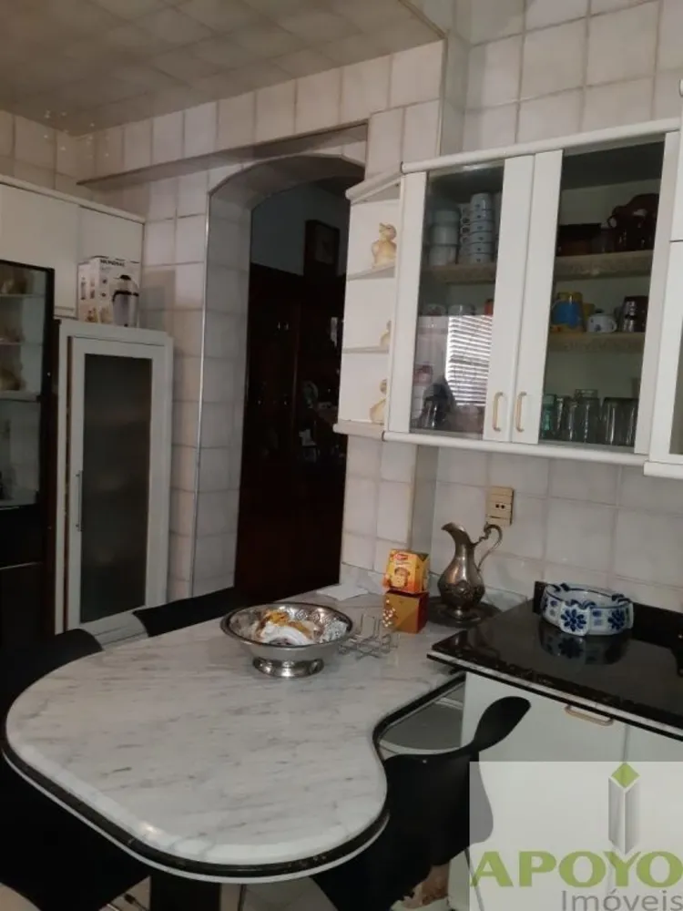 Casa, 4 quartos, 250 m² - Foto 1