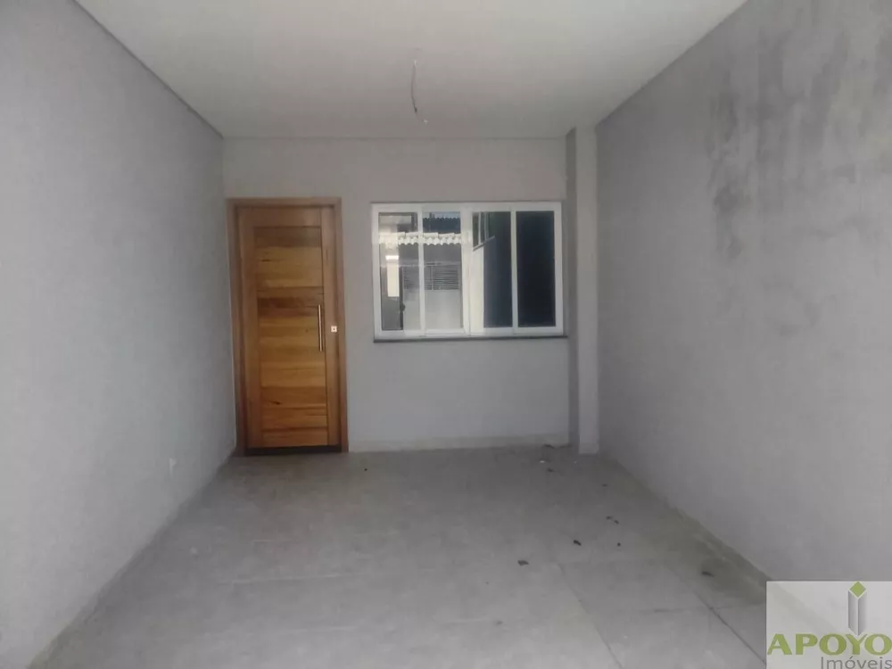 Casa à venda com 3 quartos, 110m² - Foto 2