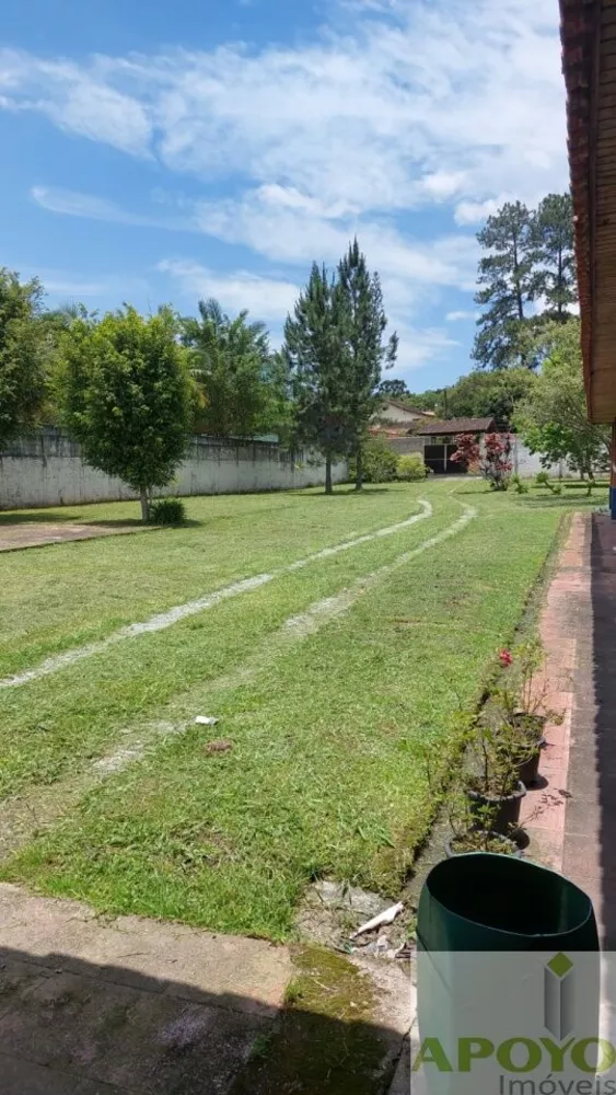 Chácara à venda com 3 quartos, 200m² - Foto 9