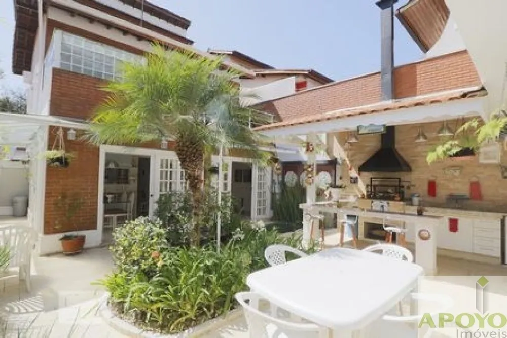 Casa, 3 quartos, 270 m² - Foto 2