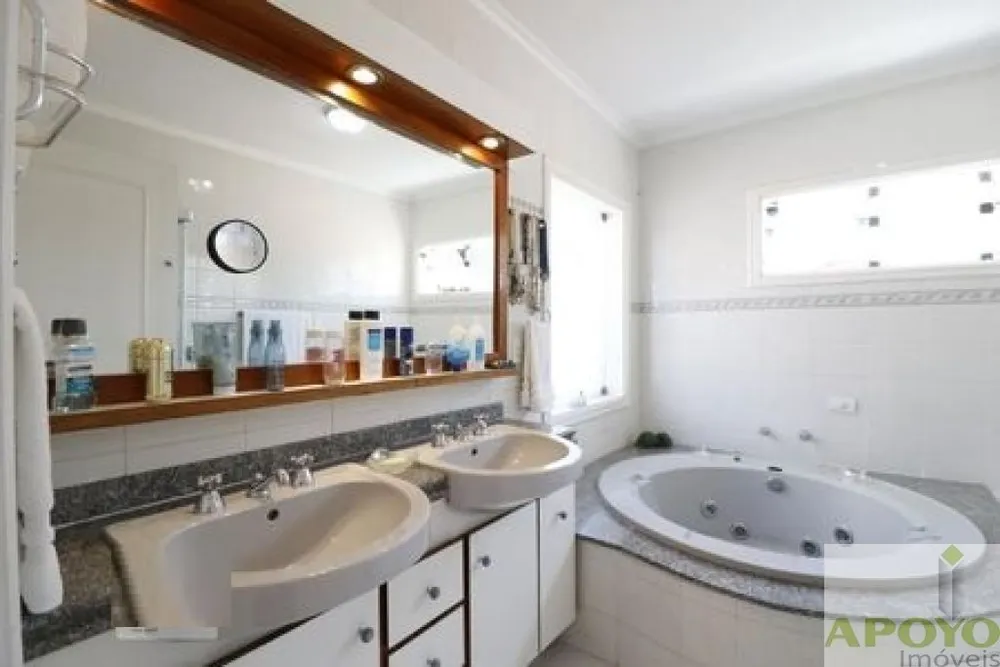 Casa, 3 quartos, 270 m² - Foto 9