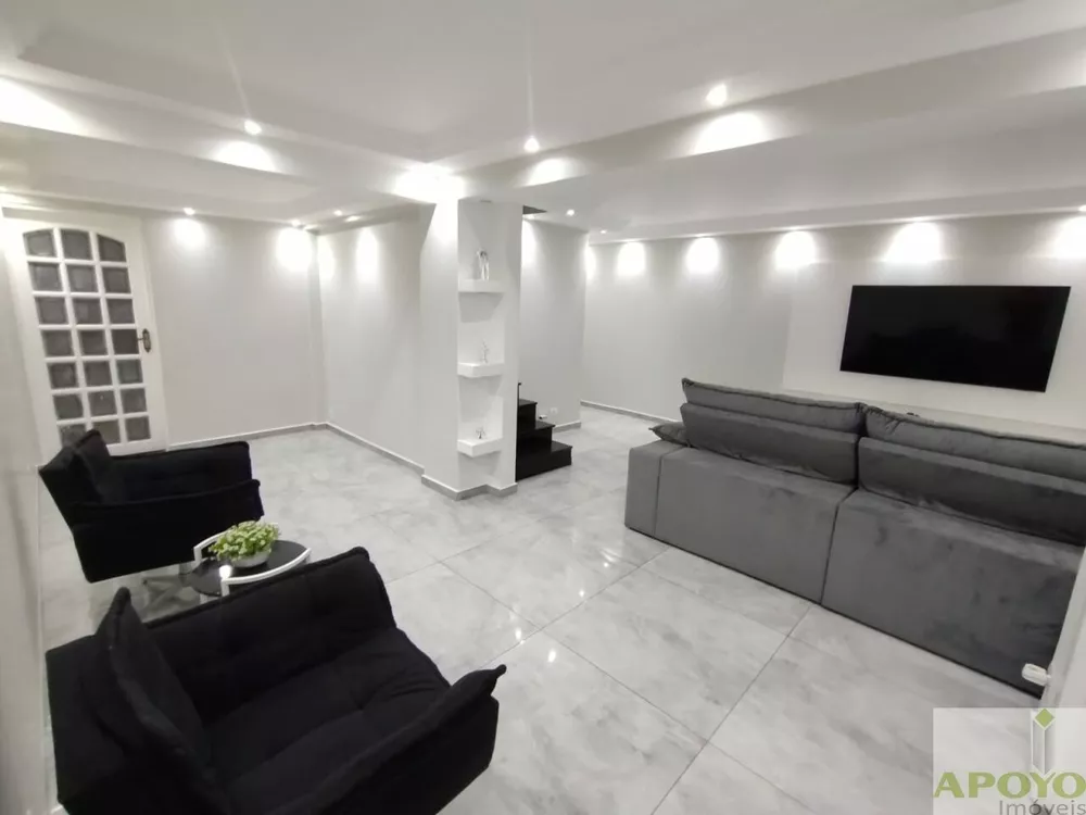 Casa à venda com 3 quartos, 140m² - Foto 1