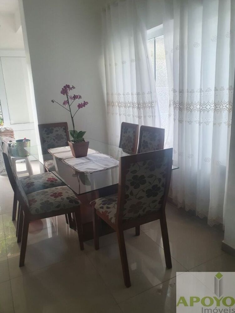Casa, 3 quartos, 200 m² - Foto 2
