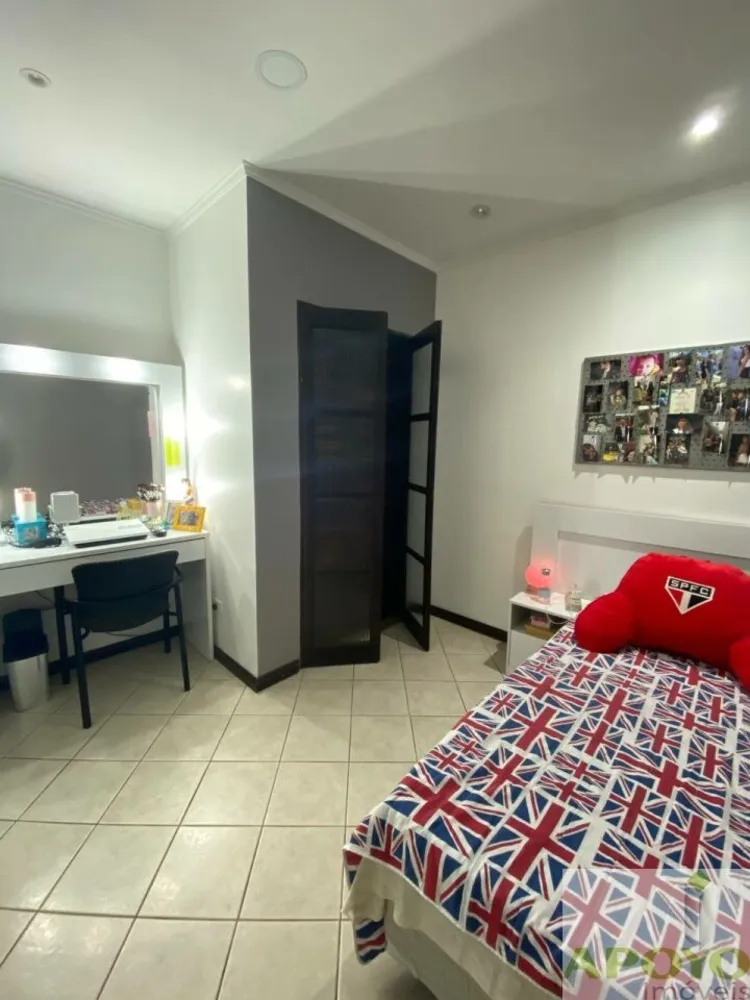 Casa, 3 quartos, 220 m² - Foto 10