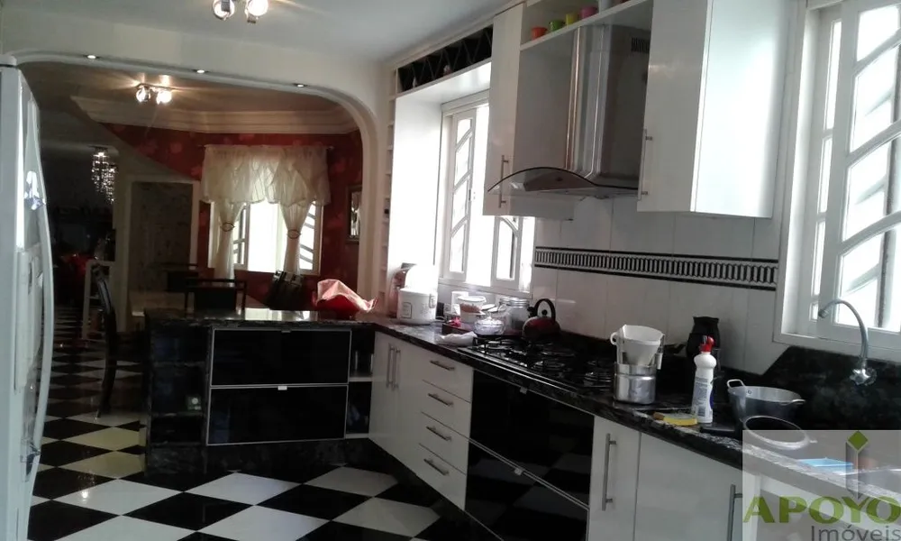 Casa, 3 quartos, 137 m² - Foto 2