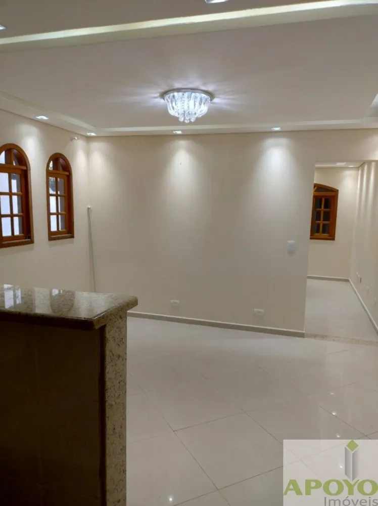 Casa, 3 quartos, 242 m² - Foto 3