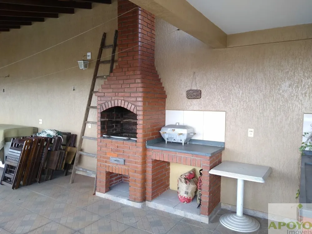 Casa, 3 quartos, 242 m² - Foto 14