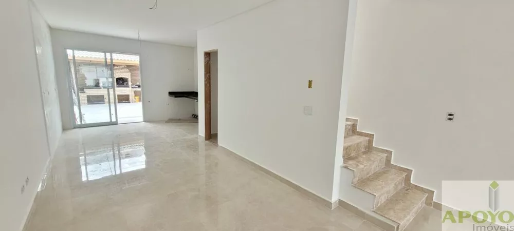 Casa à venda com 3 quartos, 120m² - Foto 4