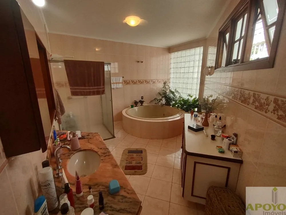 Casa, 3 quartos, 250 m² - Foto 10