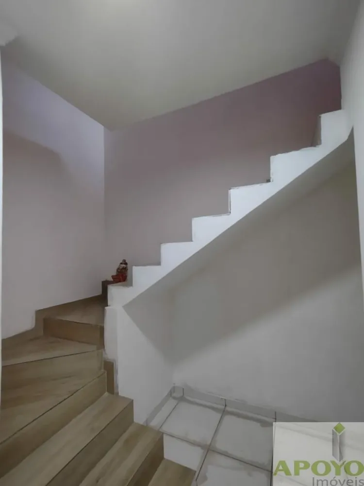 Casa, 5 quartos, 220 m² - Foto 2