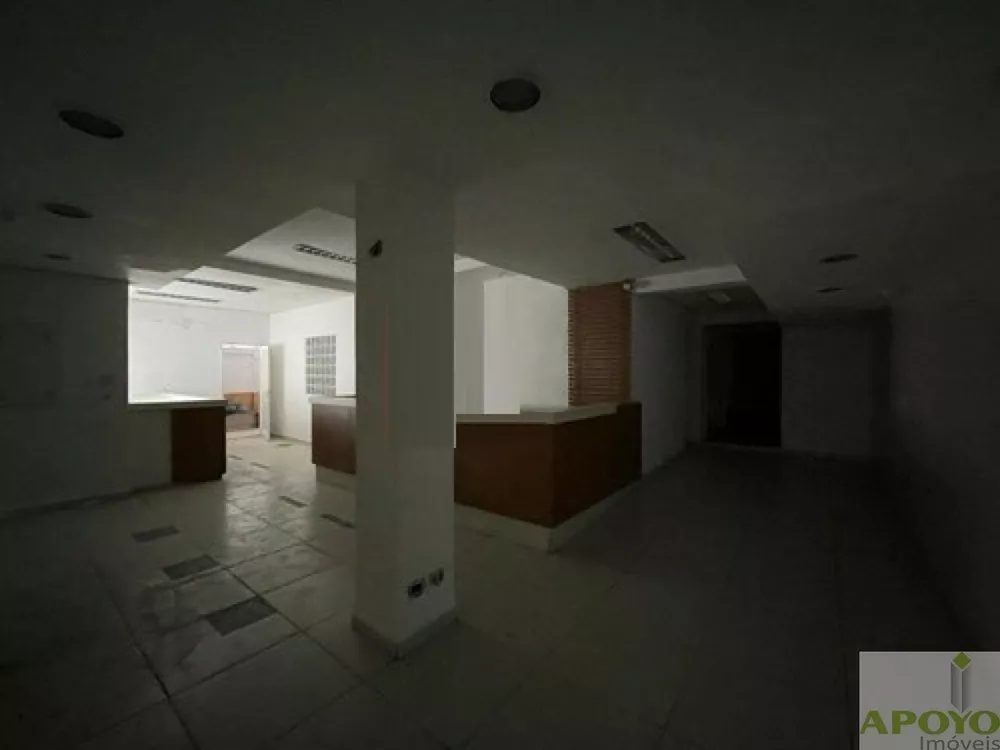 Casa Comercial à venda e aluguel, 204m² - Foto 4