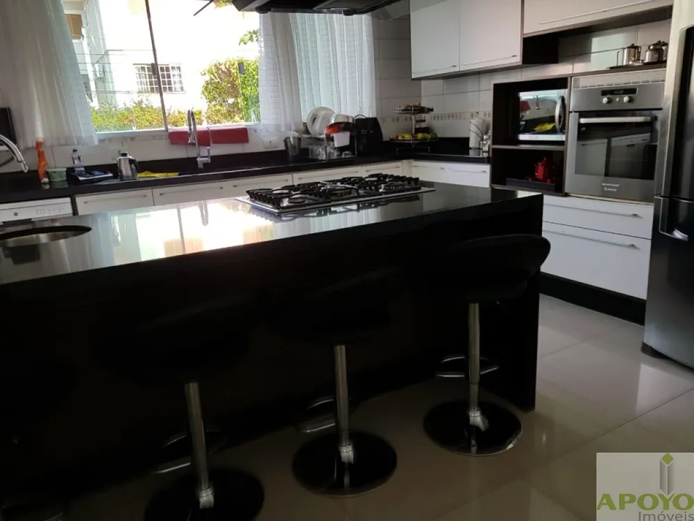 Casa, 3 quartos, 200 m² - Foto 11