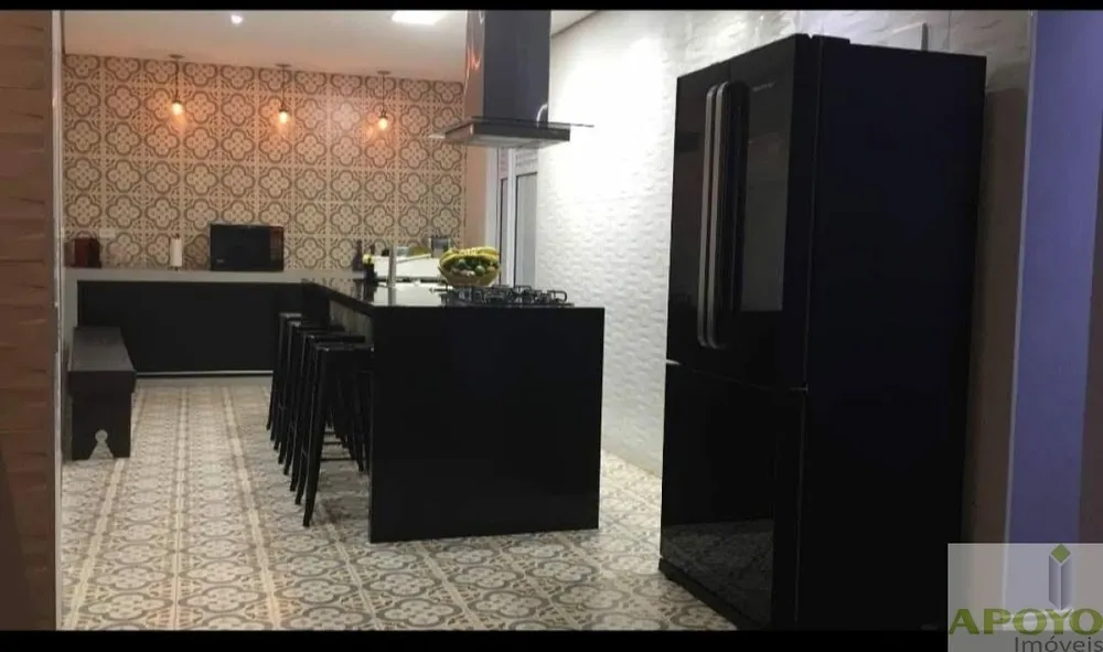 Casa, 3 quartos, 296 m² - Foto 4