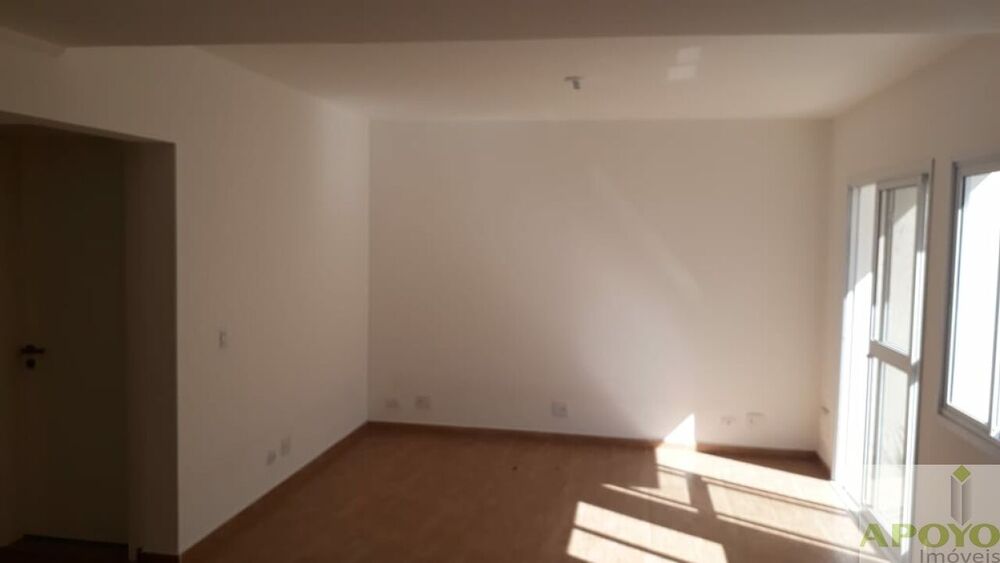 Casa à venda com 3 quartos, 140m² - Foto 2