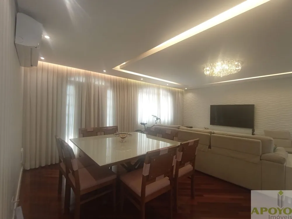Casa, 3 quartos, 240 m² - Foto 4