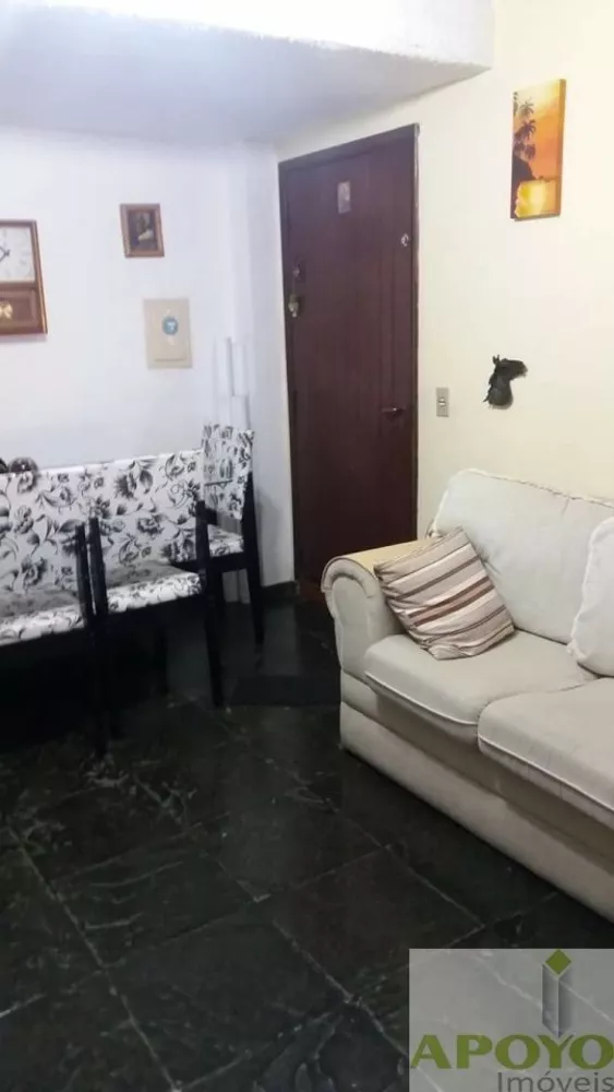 Casa à venda com 2 quartos, 100m² - Foto 2