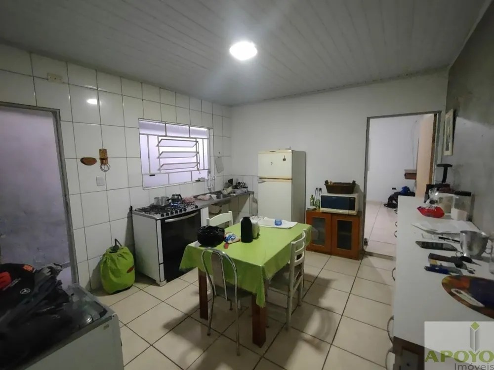 Casa, 2 quartos, 200 m² - Foto 9