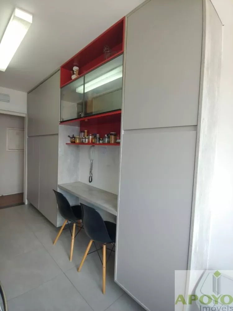 Apartamento à venda com 3 quartos, 160m² - Foto 3