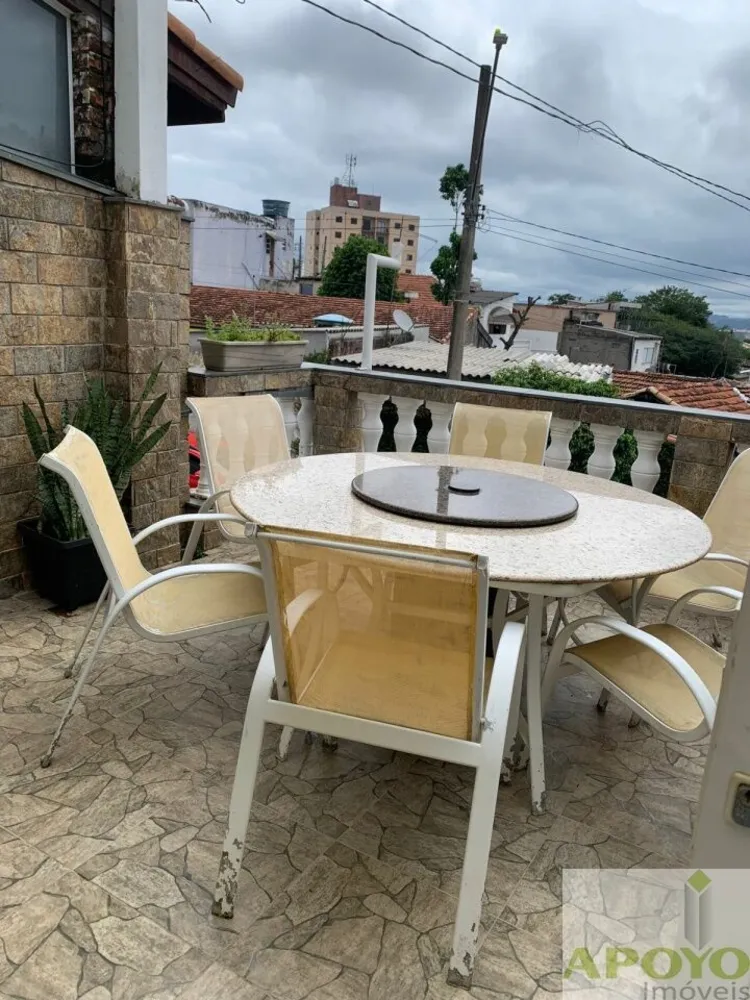 Casa, 3 quartos, 220 m² - Foto 10