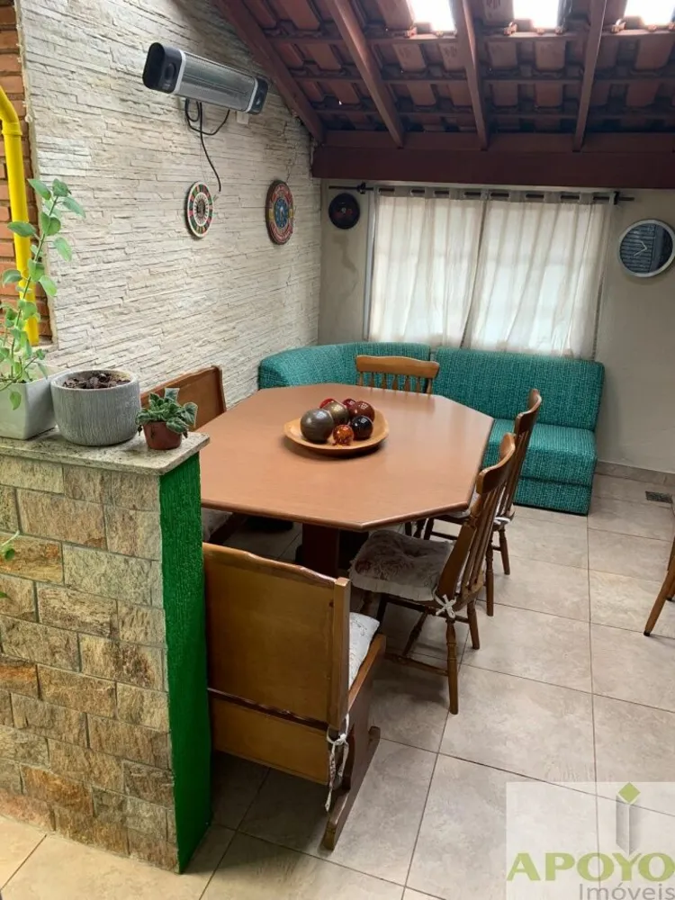Casa, 3 quartos, 220 m² - Foto 3