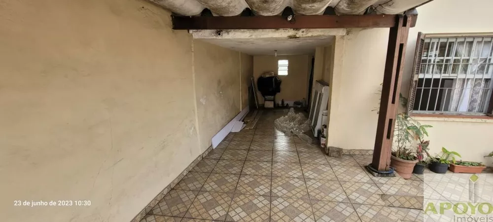 Casa à venda com 2 quartos, 100m² - Foto 2