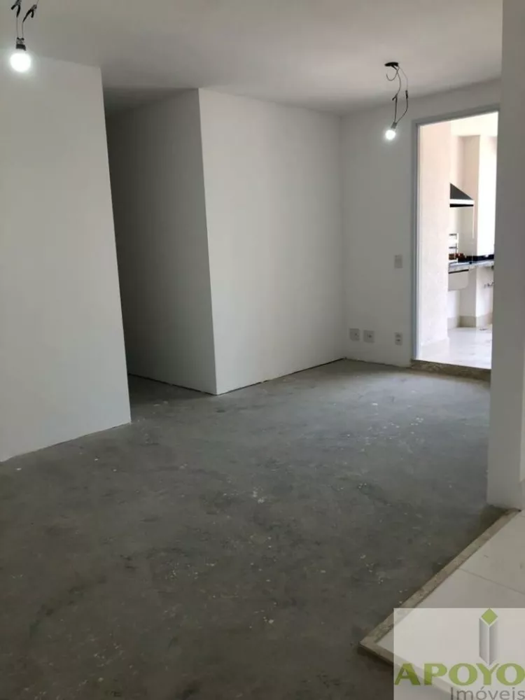 Apartamento à venda com 3 quartos, 84m² - Foto 2