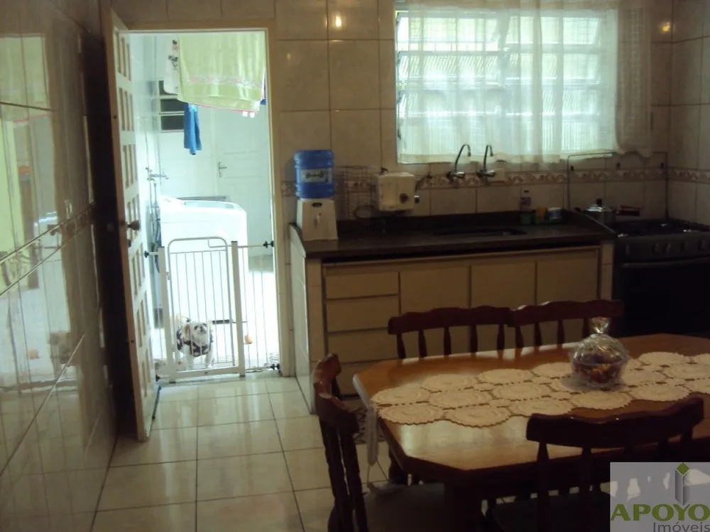 Casa, 3 quartos, 235 m² - Foto 6