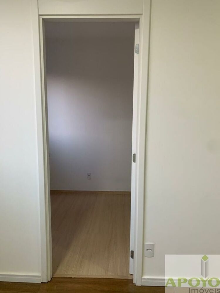 Apartamento à venda com 2 quartos, 38m² - Foto 2
