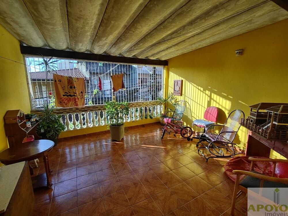 Casa, 3 quartos, 220 m² - Foto 1