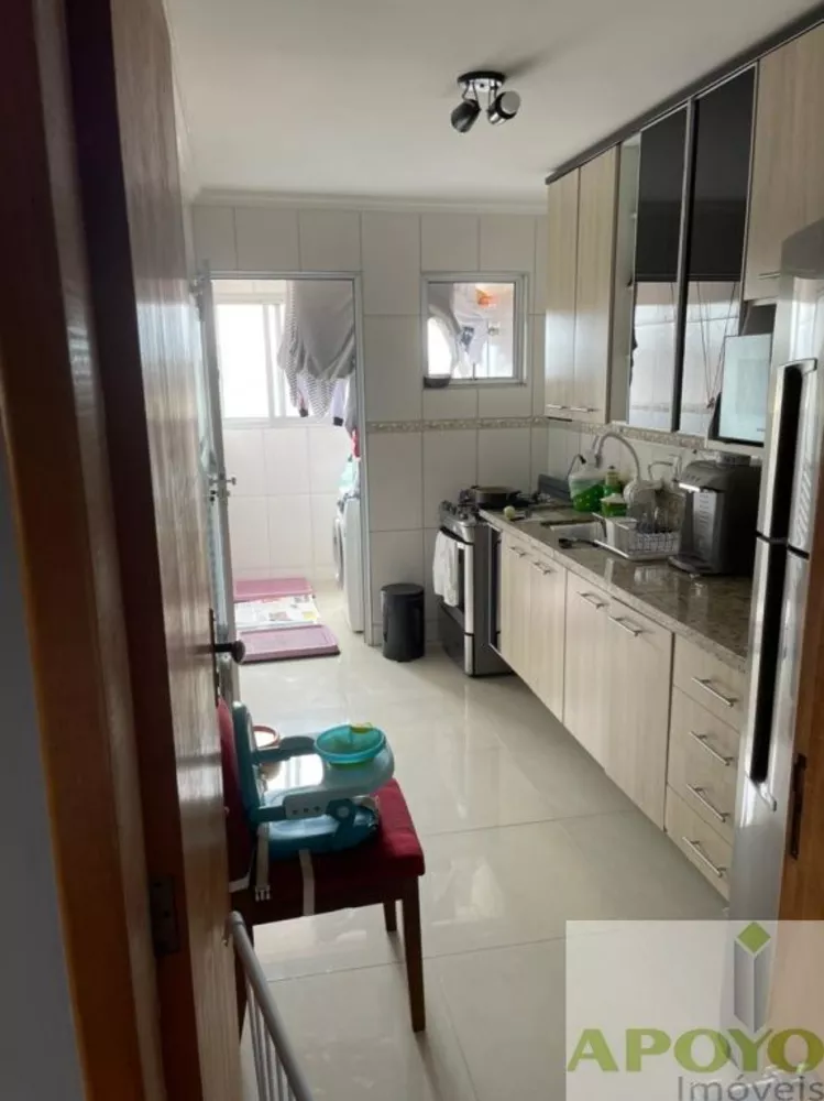 Apartamento à venda com 2 quartos, 60m² - Foto 2