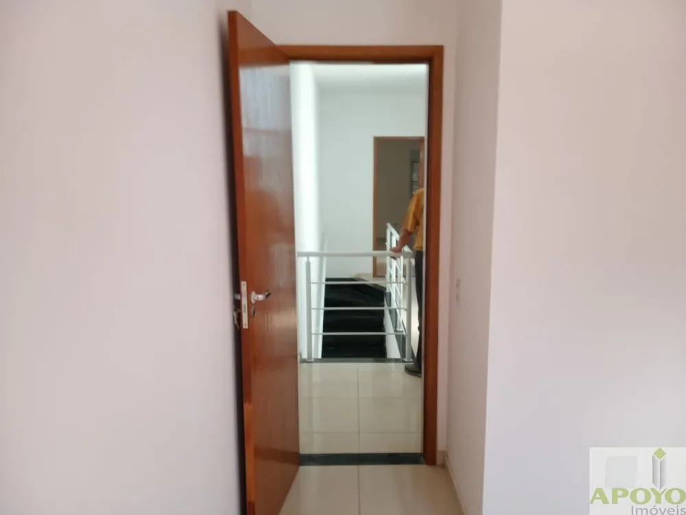 Casa, 3 quartos, 84 m² - Foto 1