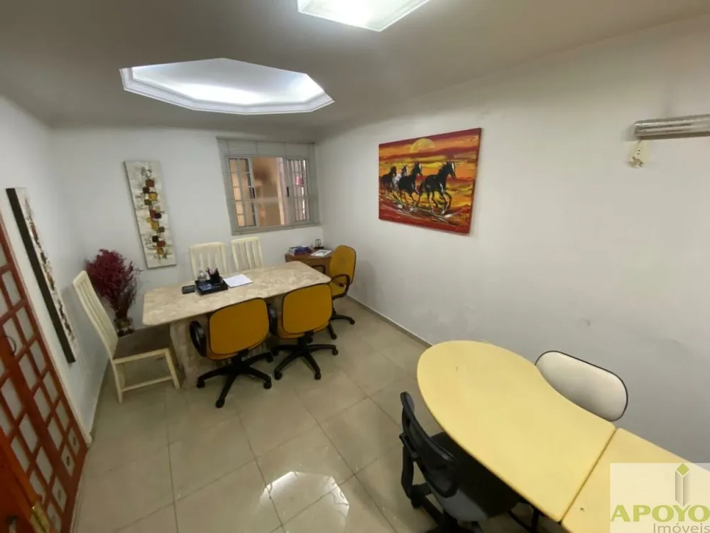 Casa, 4 quartos, 158 m² - Foto 4