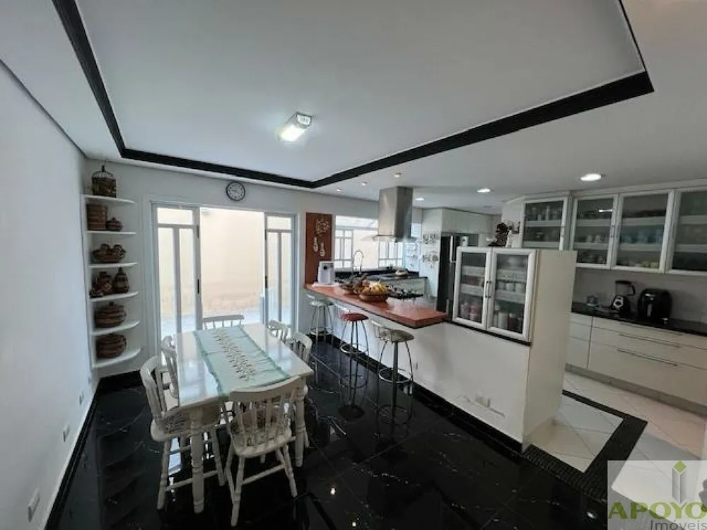 Casa, 4 quartos, 256 m² - Foto 16