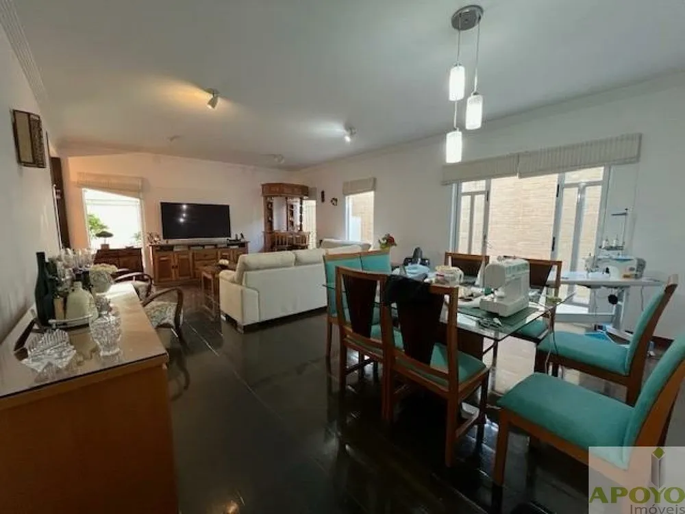 Casa, 4 quartos, 256 m² - Foto 2