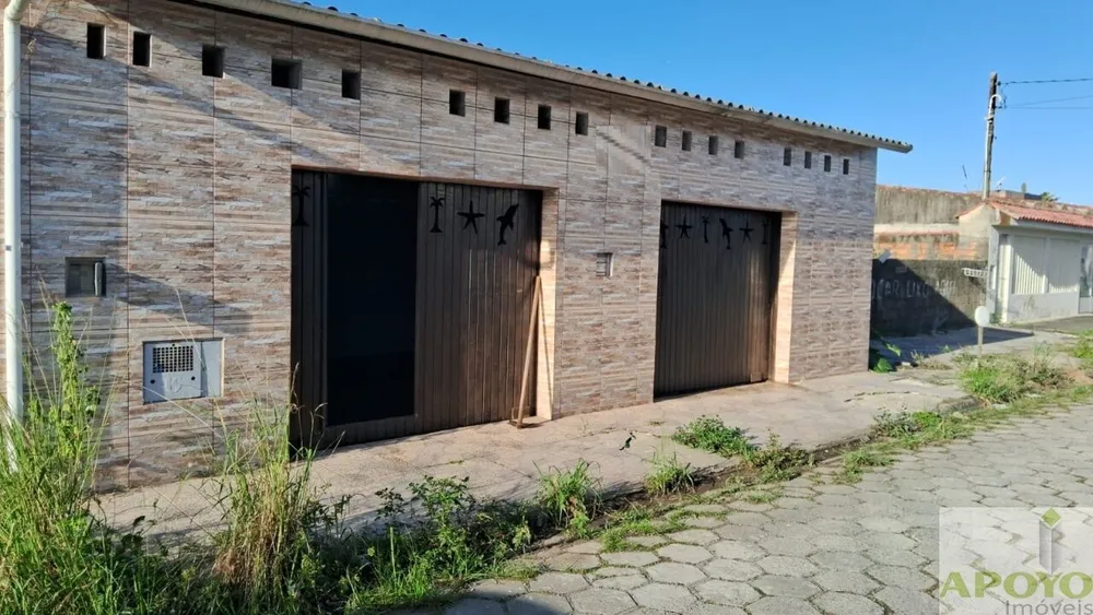 Casa, 4 quartos, 180 m² - Foto 1