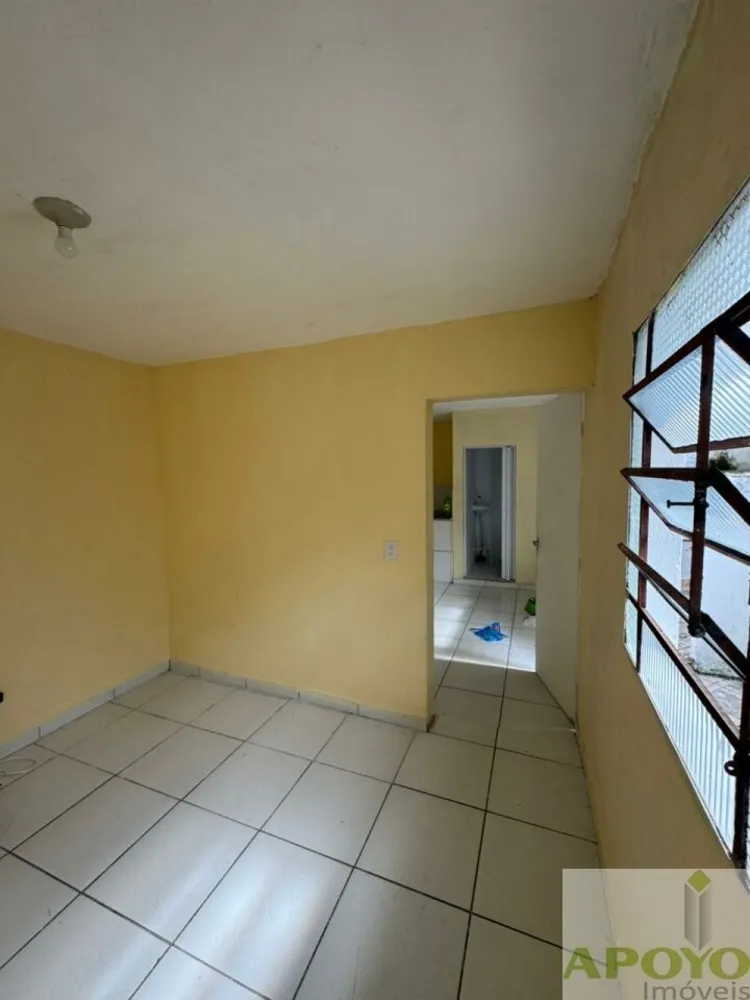 Casa, 2 quartos, 200 m² - Foto 1