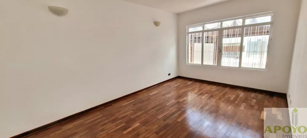 Casa à venda com 3 quartos, 122m² - Foto 1