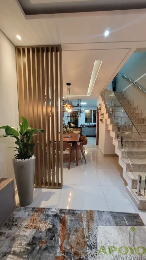 Casa, 3 quartos, 163 m² - Foto 2