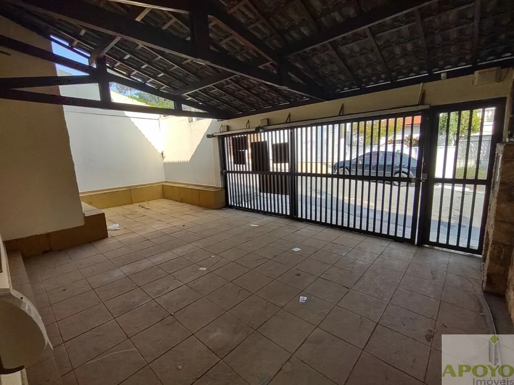 Casa, 3 quartos, 214 m² - Foto 1