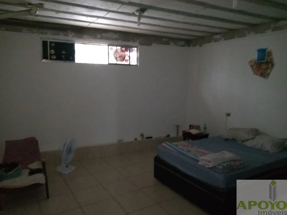 Casa, 4 quartos, 260 m² - Foto 14